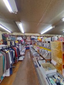 松屋衣料店の店内の様子