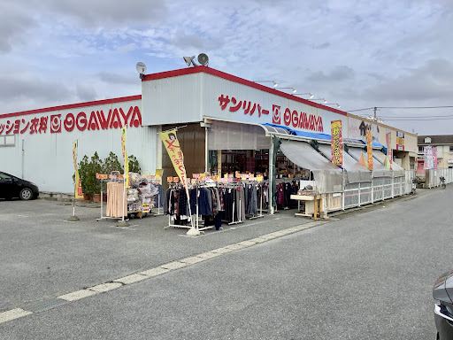 サンリバー小川屋 成東店の店内の様子