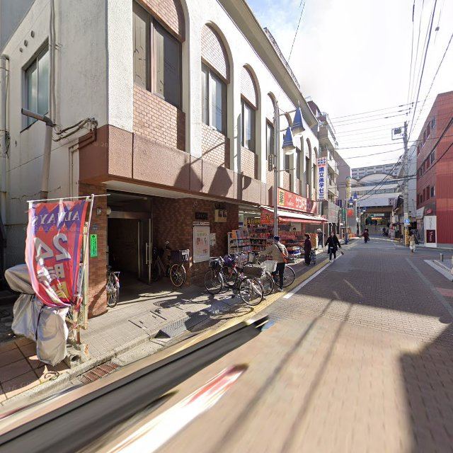 #古着de行こか。高島平店の店内の様子