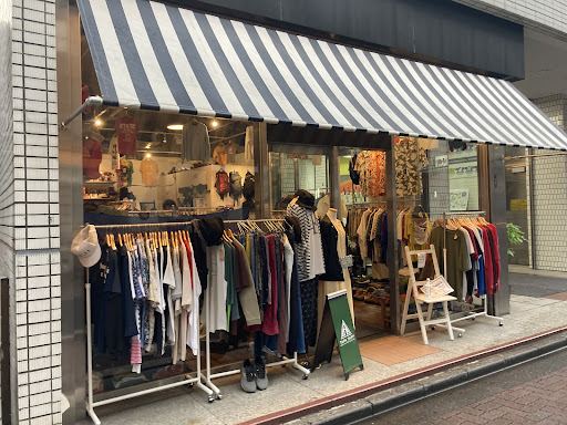 TAPATAPP 立川店の店内の様子