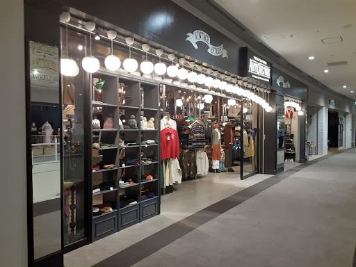 ANTIQULTURE ららぽーと海老名店の店内の様子