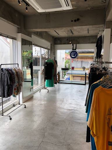 クジラ古着店の店内の様子