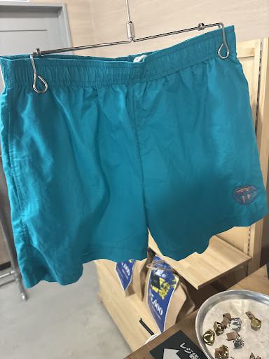 無人古着屋NOTIME福井店の店内の様子