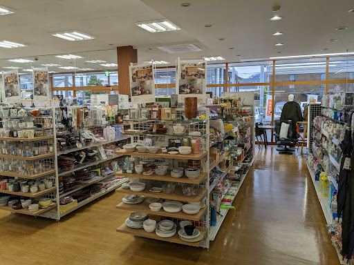 Second Street Takefuの店内の様子