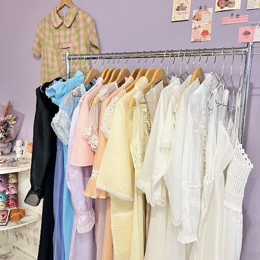 古着屋milphile used & vintageの店内の様子