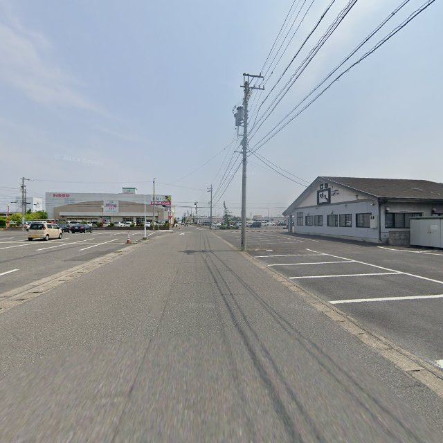 2nd Street 岐阜羽島店の店内の様子