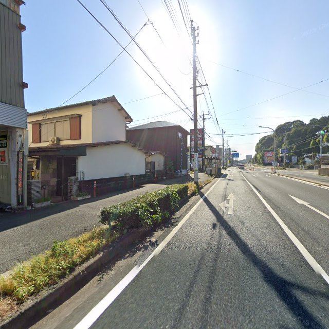 無人古着DIG 浜松高林店の店内の様子