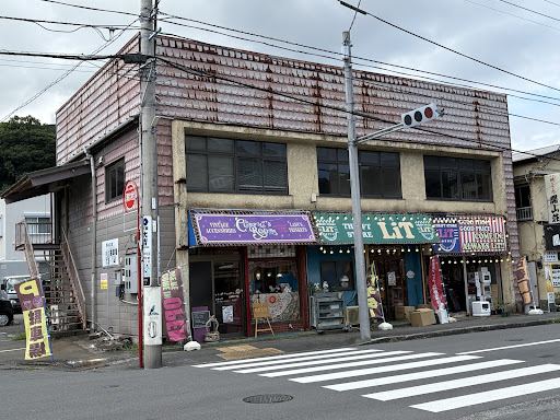 Thrift store LiTの店舗写真