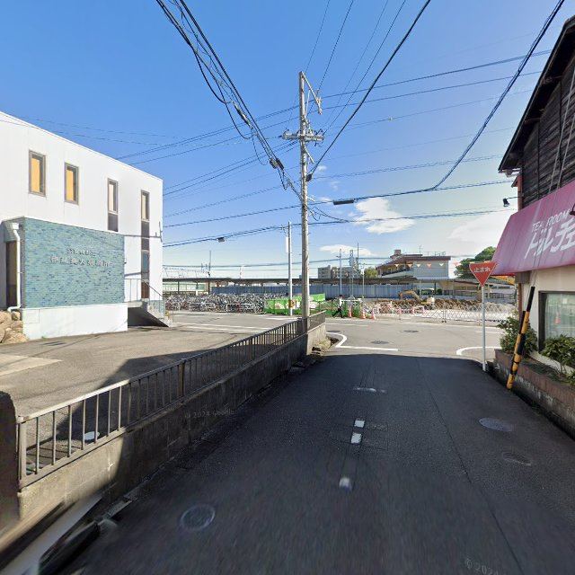 古着と家具PETWHAC(ペトワック) 阿倉川店の店内の様子