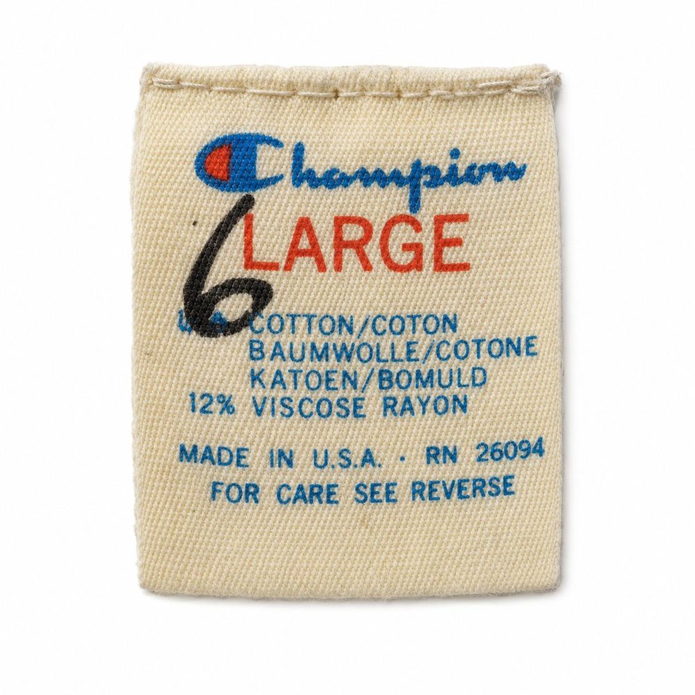 Championの大きなサイズ表記を持つ古いタグ