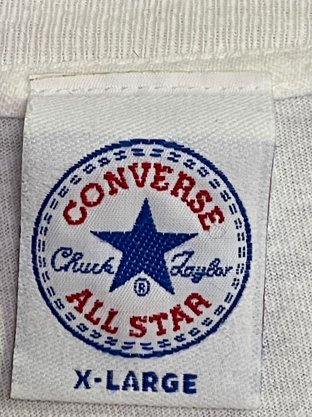 Converseの実物タグ資料、ケア表示やサイズ欄を含むタグ周辺