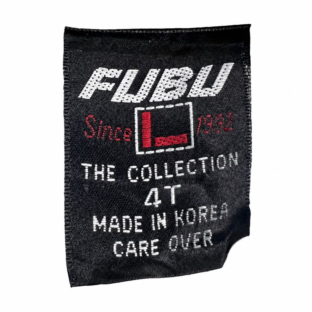 Product of the FUBU Apparel Co.、Platinum FUBU、RN number、lot numberのデニムパッチ