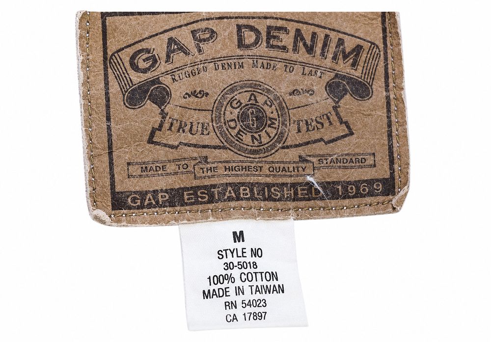 GAP Denimの革パッチと100パーセントAuthentic、They Fit表示