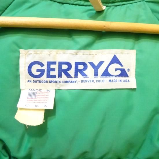 Gerryの実物タグ資料、ブランドタグ全体。ロゴとタグの取り付け位置を確認する