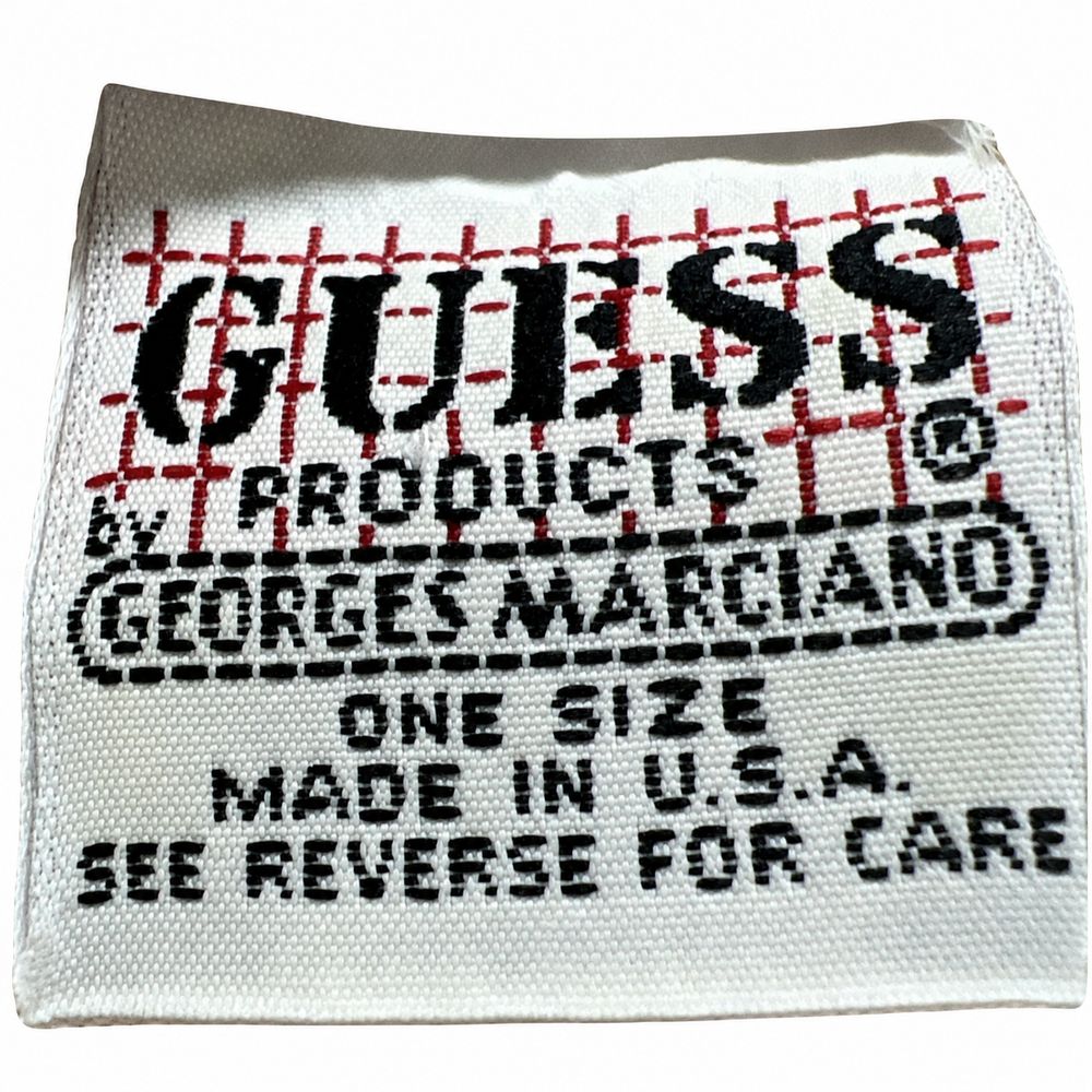 GUESS U.S.A. American TraditionとMade in Mexico of Imported Fabrics、W36 L32表示