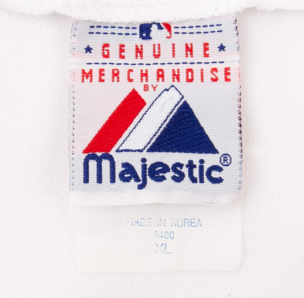 Genuine Merchandise表記のあるMajesticタグ