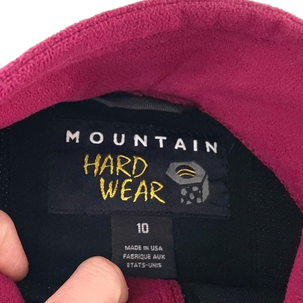 Mountain Hardwearの実物タグ資料、プリント式の表示。文字の読める範囲を記録する