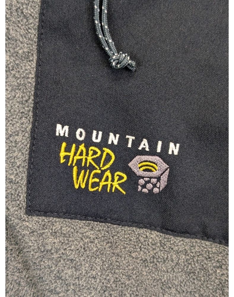 Mountain Hardwearの実物タグ資料、最後に比較用として残すタグ全体のカット