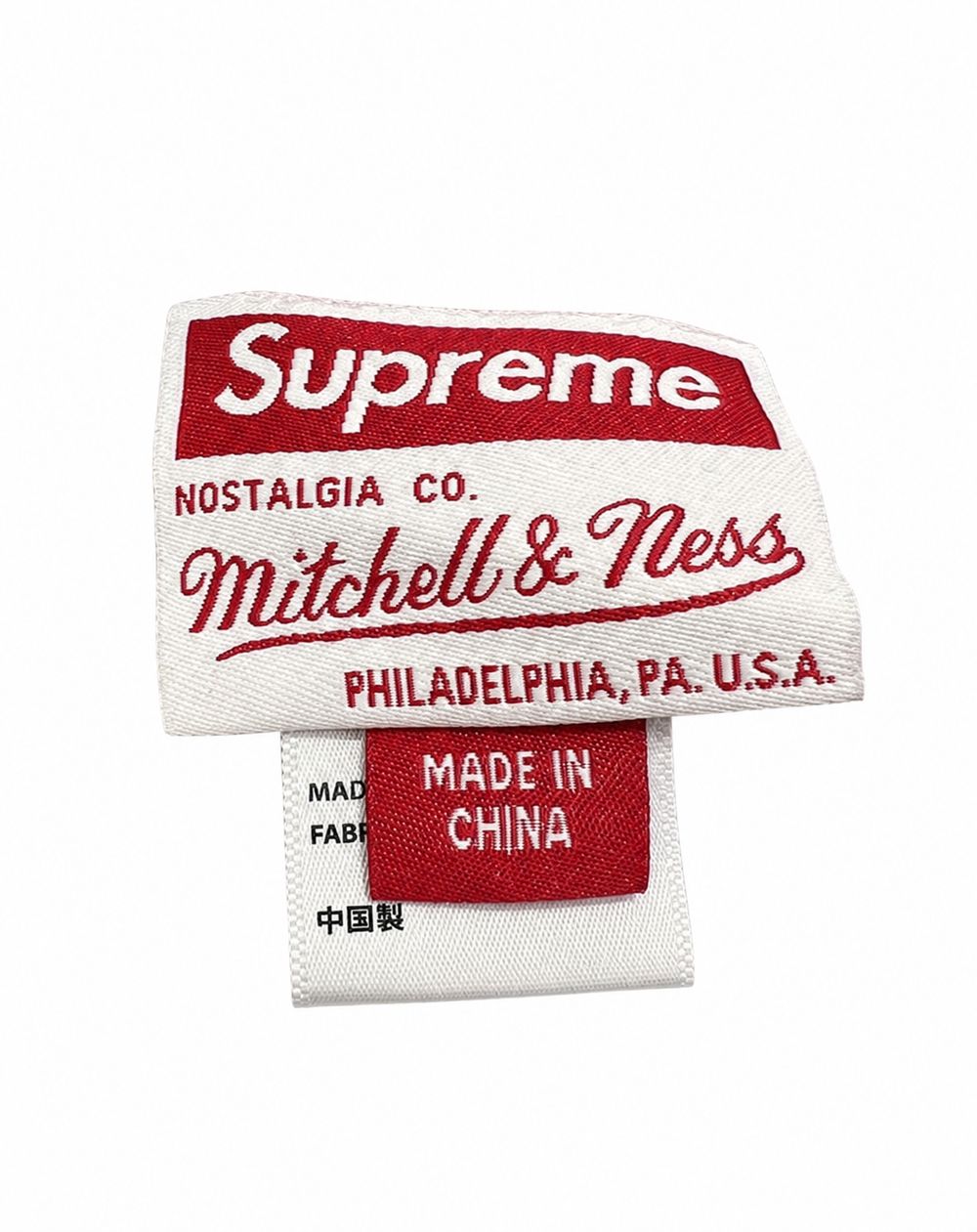 Supreme New York City、Shell100パーセントNylon、Body Lining100パーセントCotton、Sleeve Lining100パーセントPolyester、RN101837のタグ