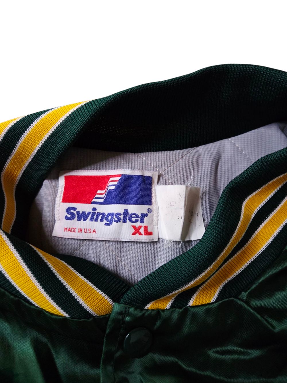 Swingsterの実物タグ資料、色の違うボディに付く同ブランドのタグ