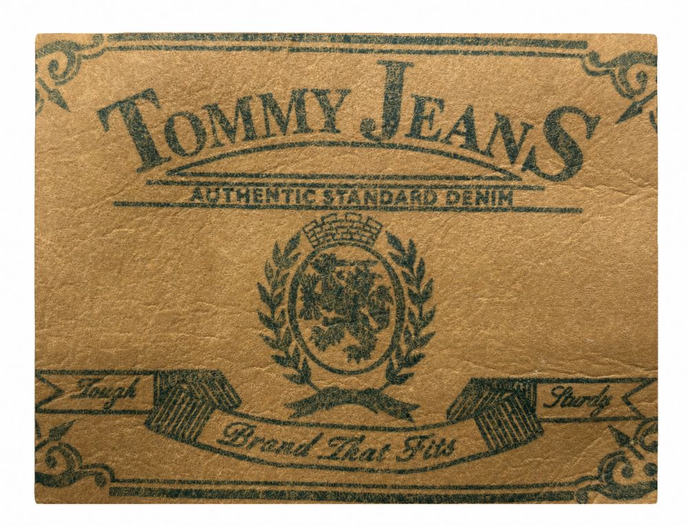 Tommy Hilfiger Denimの白いタグとXXL、Made in Mauritius表示